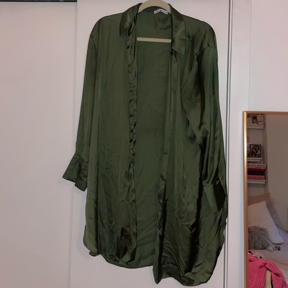 Zara women’s green long button down - Picture 6 of 8